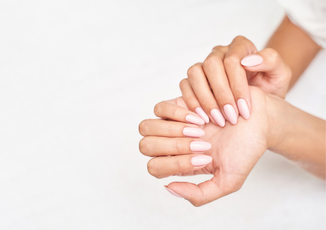 Najczęstsze problemy z paznokciami – jak sobie z nimi radzić?