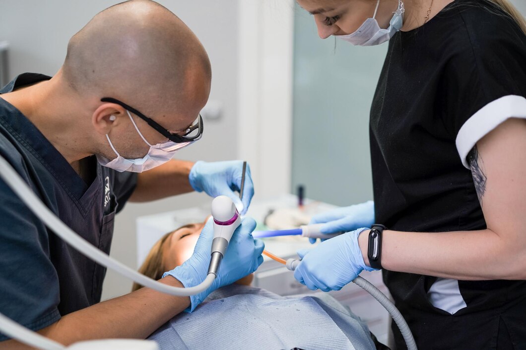 Zalety i proces leczenia implantologicznego. Kompleksowe podejście do zdrowia jamy ustnej